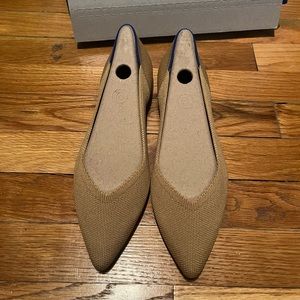NWT Rothy’s Camel Pointed Flat